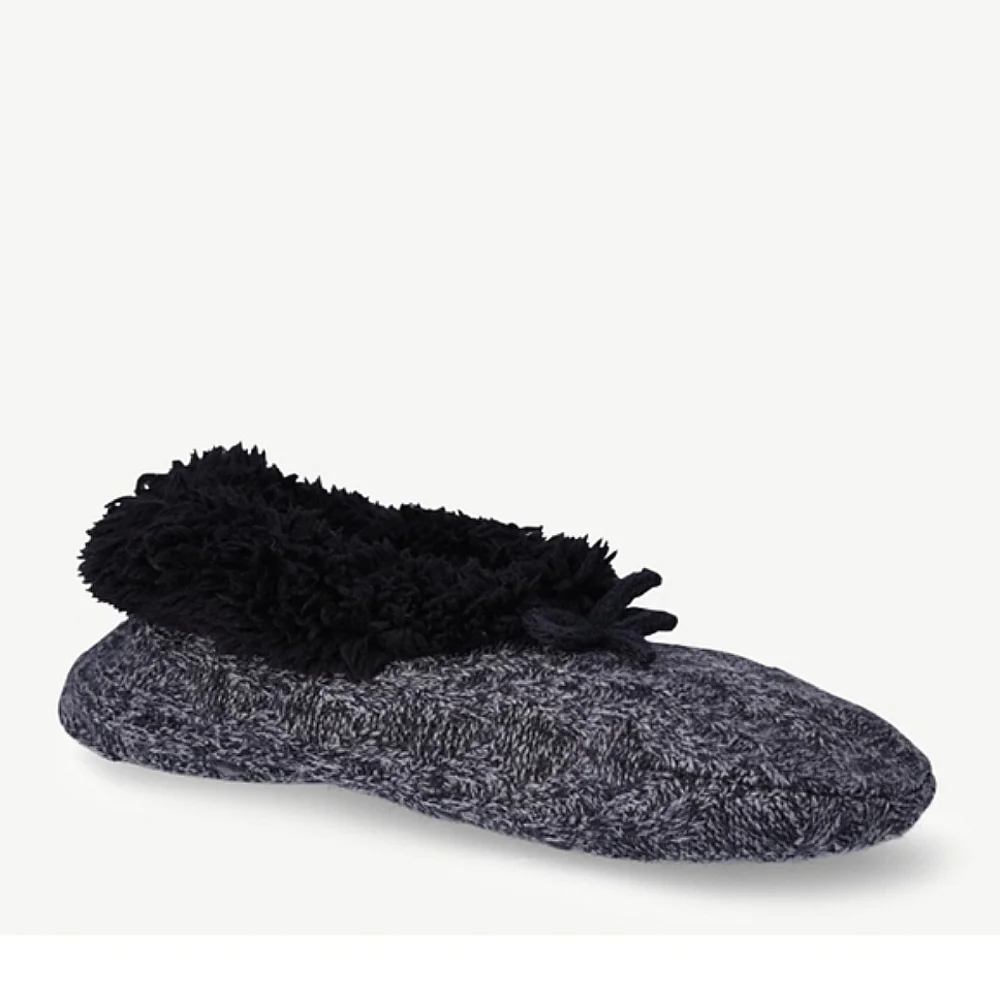 2-Pack Joyspun Black Stripe Knit Slipper Socks - Women's size 4-10